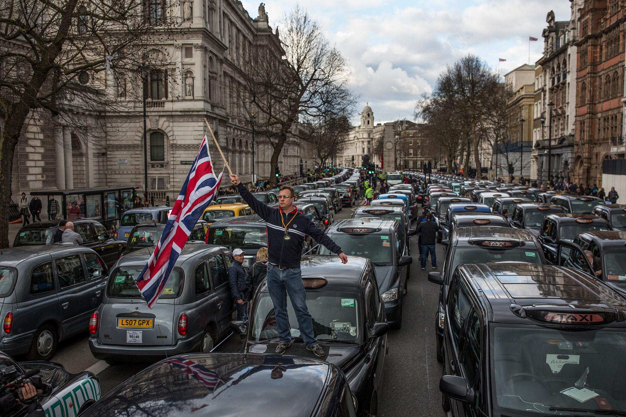 London taxis tüntetés