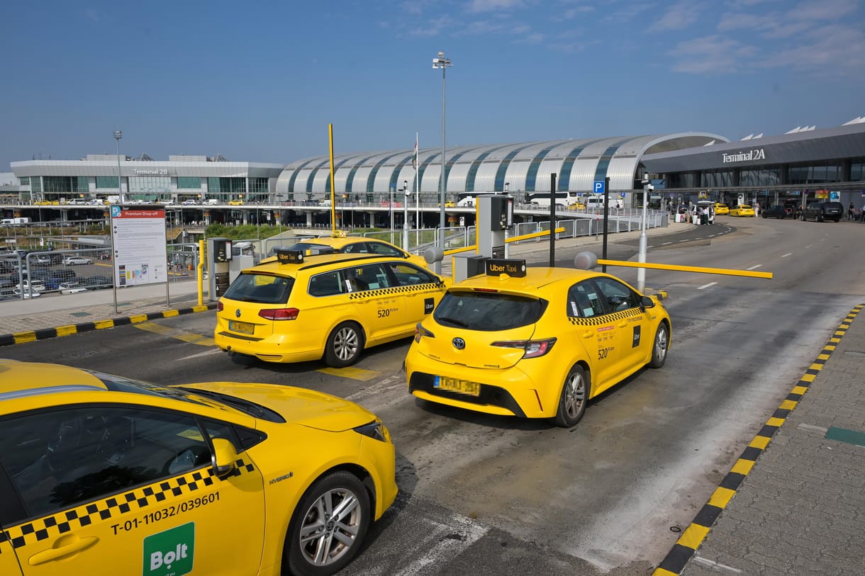 reptér taxi