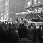 Lyukas zászlót adtak a lengyeleknek, sztrájkkal tiltakoztak, és életeket mentettek: az 1956-os taxisok elfeledett történetei 1956