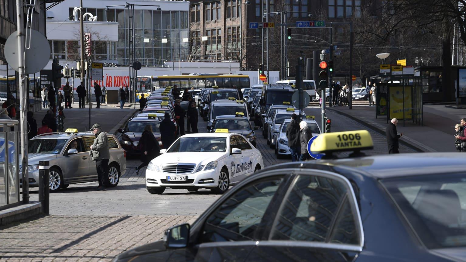 október 22-i helsinki taxisdemonstráció