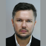 Tasnádi Péter már a nemzetközi maffia hírszerzőjeként jelentkezik: állítólag gengszterek vadásznak Matolcsy Ádámra Matolcsy Ádám portrékép