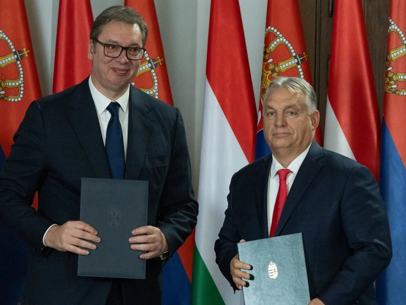 Orbán és Vucic