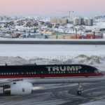Trump repülőgépe Grönlandon