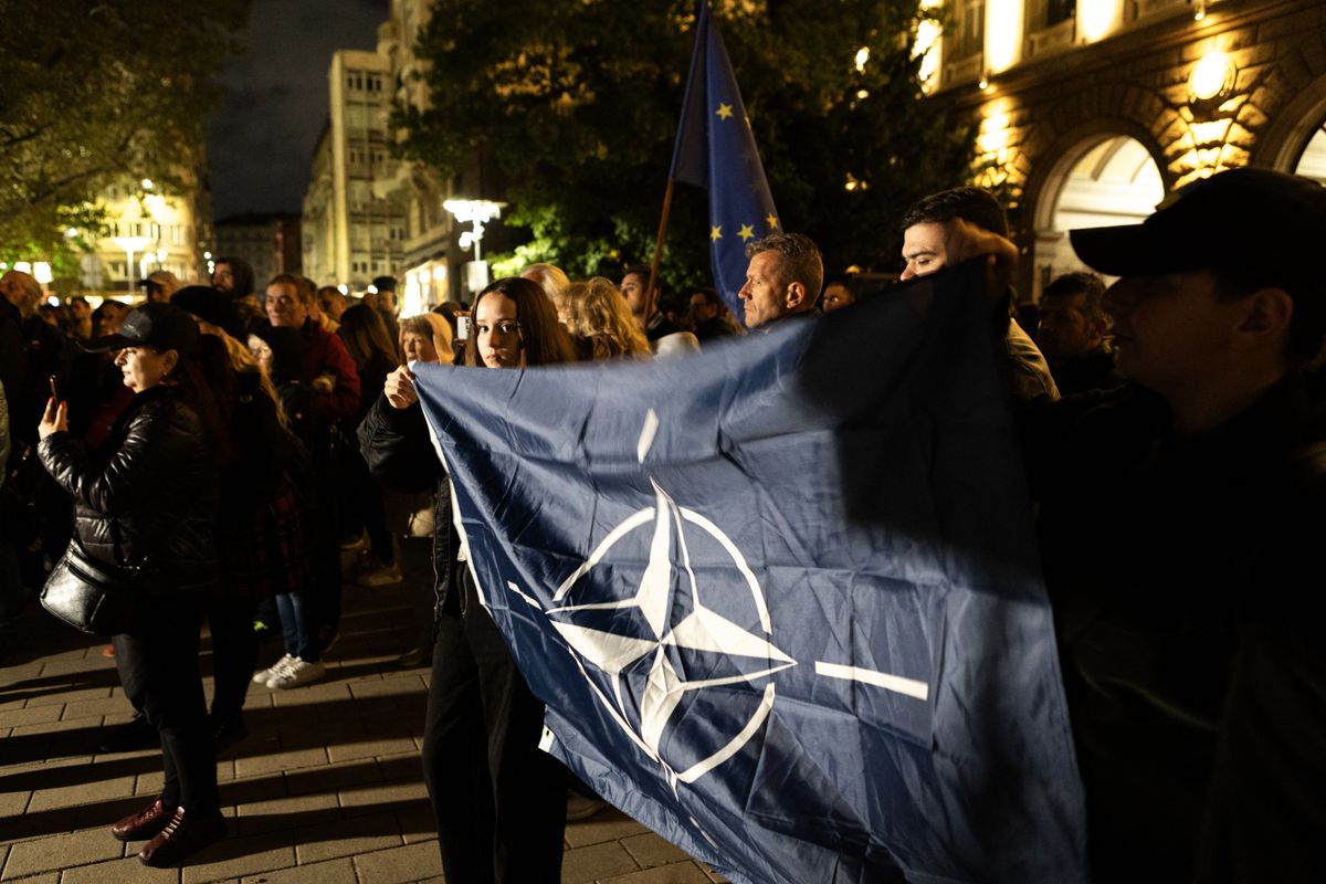 Már a NATO katonai segítségét kéri Bulgária: veszélyes fordulatot vett a háború a Fekete-tengeren bolgár tüntetés